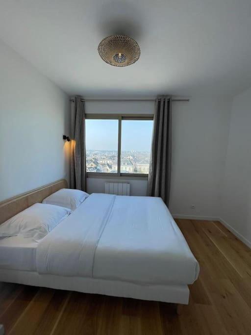 Penthouse / 2 Bedrooms In City Center Of アンジェ エクステリア 写真